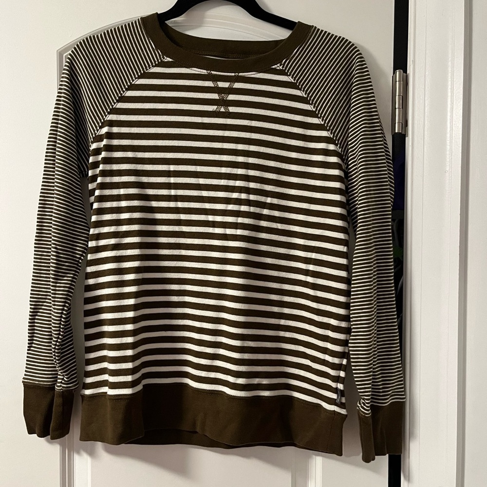 BROWN AND WHITE EDDIE BAUER LONG SLEEVE